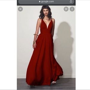 Size 8 NWT ‘Fame and Partners’ Red floor length gown